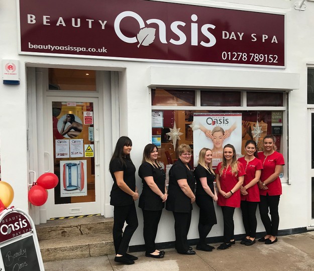 Burnham on Sea Salon Opens